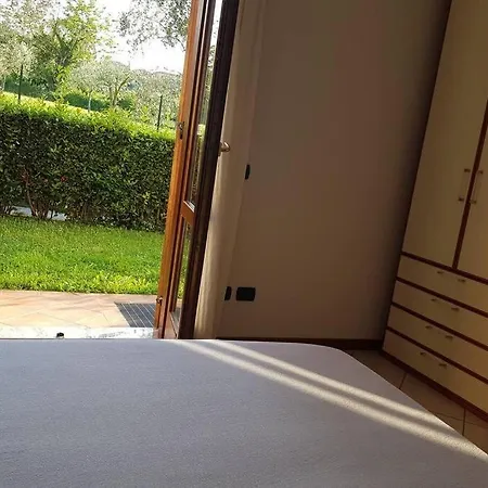 Casa Paradiso Del Garda Apartment *